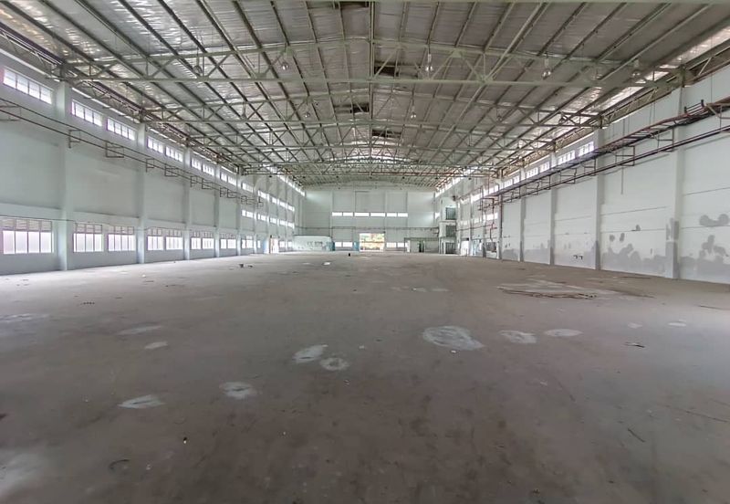 Merlimau Factory with Huge Land For Rent