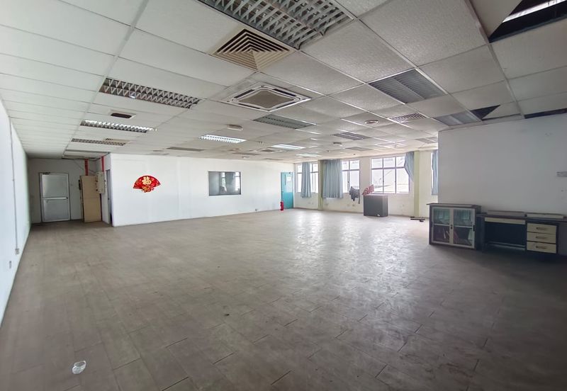 Merlimau Factory with Huge Land For Rent