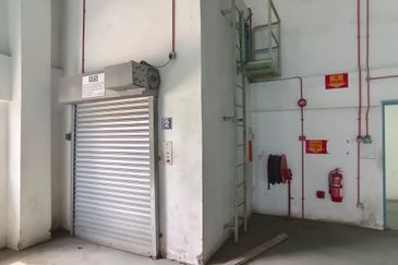 Merlimau Factory with Huge Land For Rent