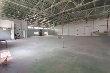 Merlimau Factory with Huge Land For Rent