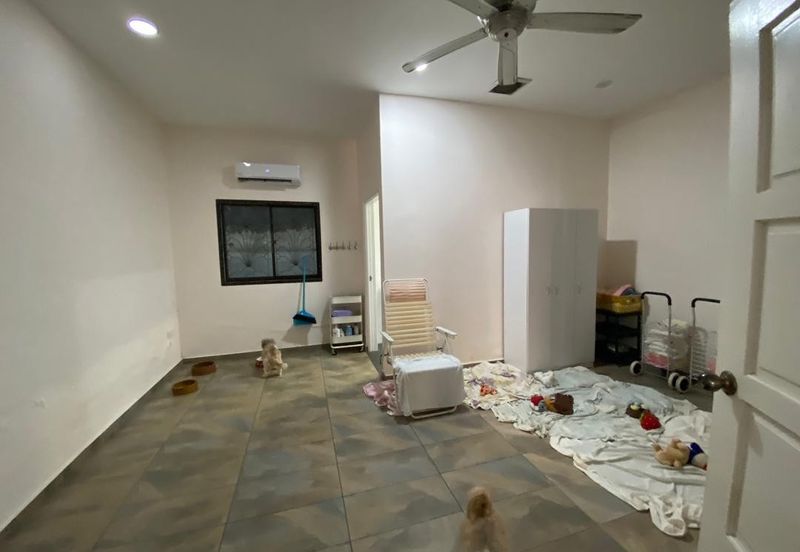 Ujong Pasir Freehold Main Road facing land for sale