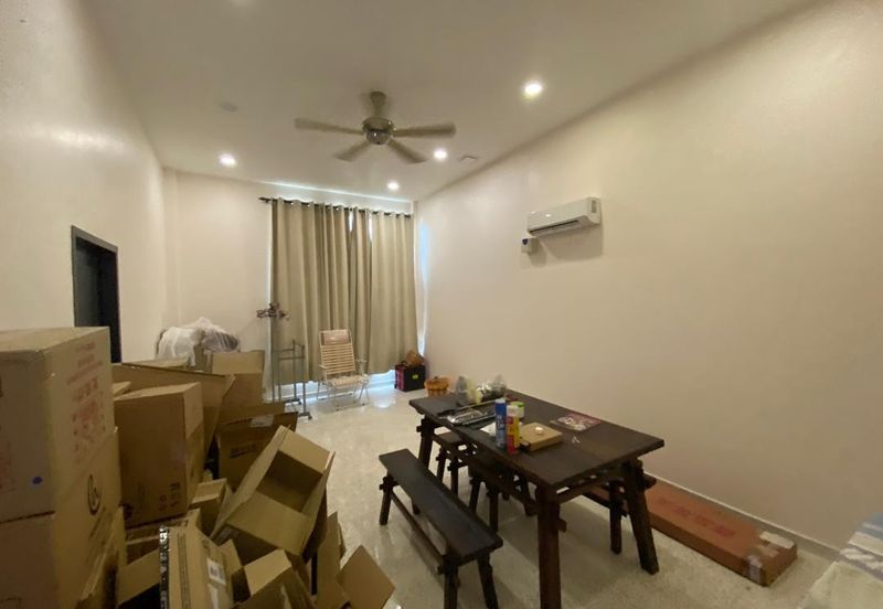 Ujong Pasir Freehold Main Road facing land for sale