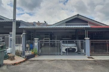Taman Belatuk Mas Single Storey Terrace for Sale