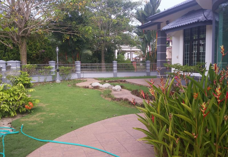 Single Store Corner Bungalow House @ Melaka Perdana Resort Homes