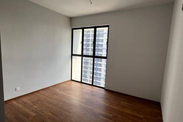 Admiral Residence Condo Unit for Sale