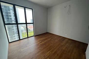 Admiral Residence Condo Unit for Sale