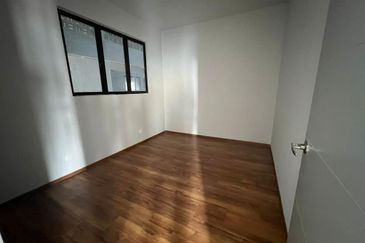 Admiral Residence Condo Unit for Sale