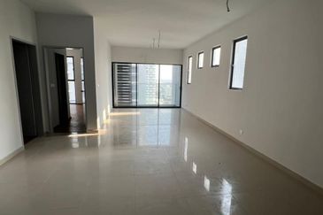 Admiral Residence Condo Unit for Sale