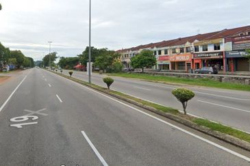 For Rent 2 Storey Corner Empty Shop @ Cheng Perdana Melaka