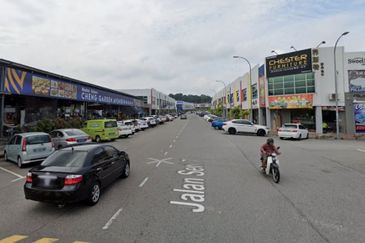 For Rent 2 Storey Corner Empty Shop @ Cheng Perdana Melaka