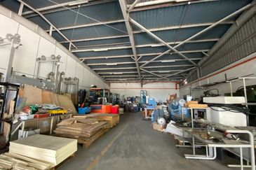Batu Berendam Free Trade Zone Factory For Rent