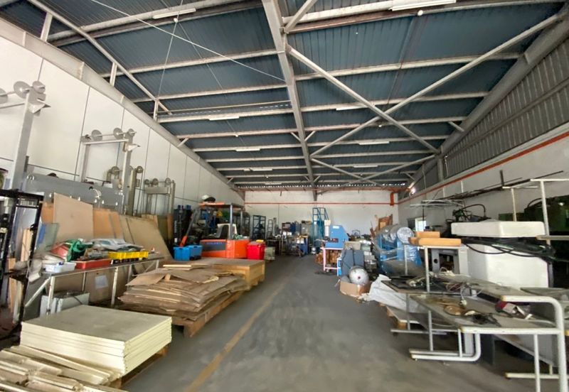 Batu Berendam Free Trade Zone Factory For Rent