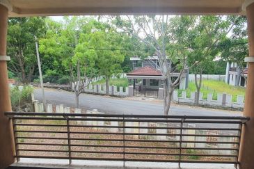 TAMAN PUNCAK BERTAM (MALIM HILL PARK)