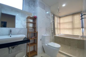 Silverscape Luxury Residences