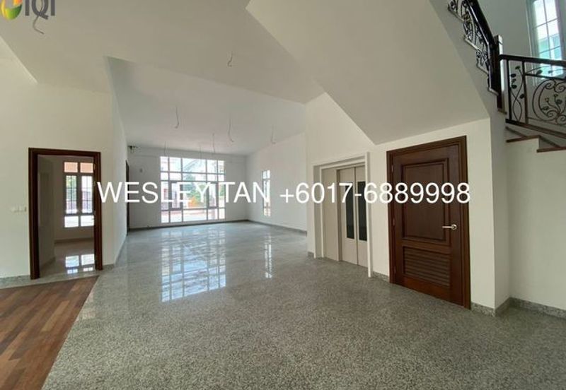 Straits Courtyard Residences