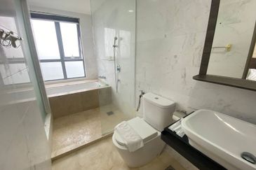 Silverscape Luxury Residences