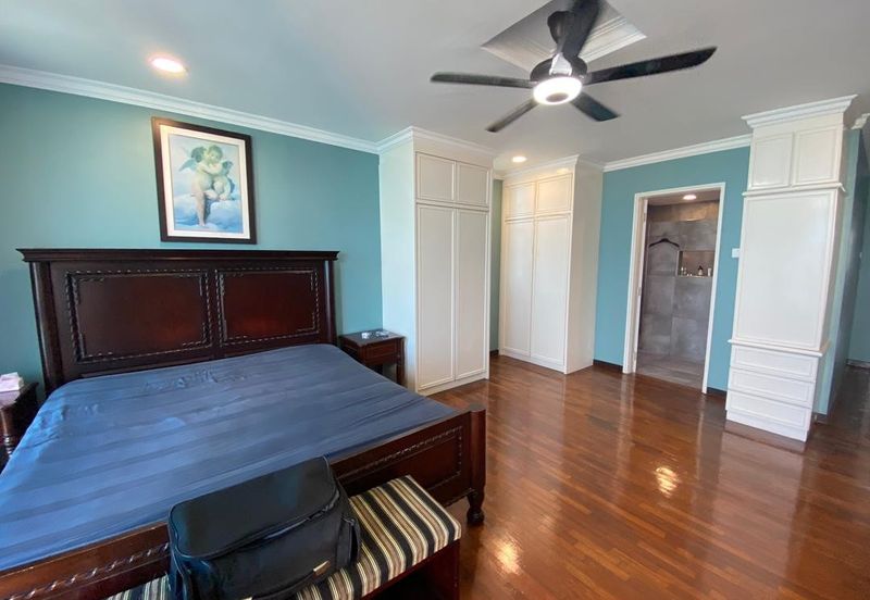 Ocean Palms Condominium