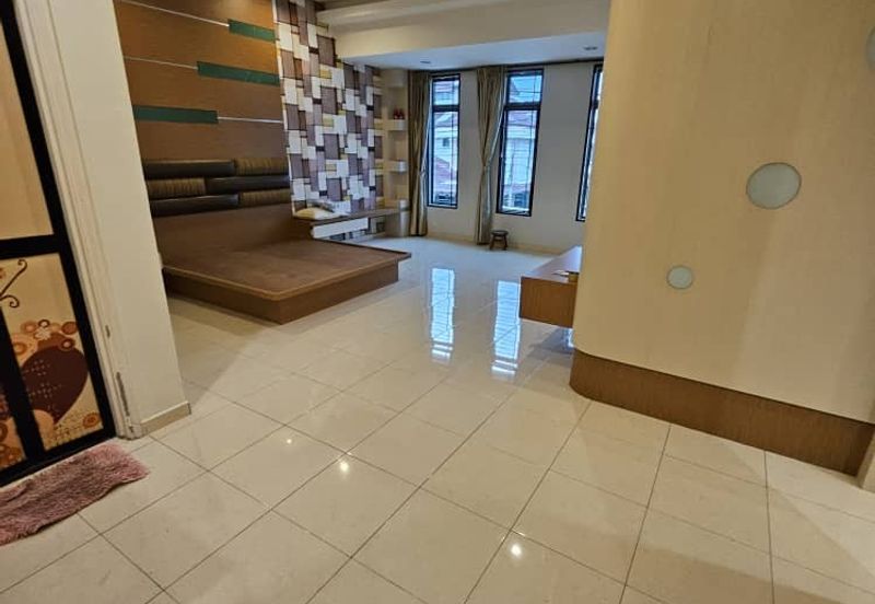 TAMAN PUNCAK BERTAM (MALIM HILL PARK)