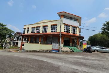 For Sale Double Storey Shop with Basement (Corner Lot)