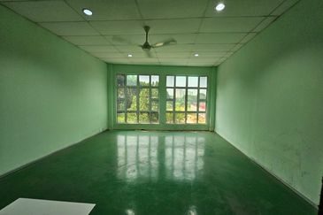 For Sale Double Storey Shop with Basement (Corner Lot)