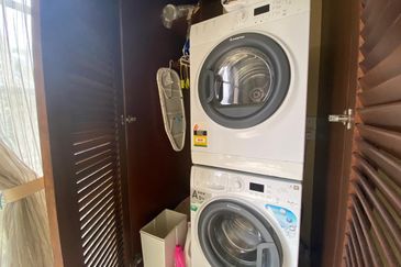 CASA DEL RIO RESIDENCES