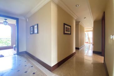 CASA DEL RIO RESIDENCES