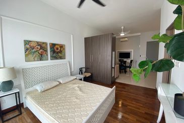 Silverscape Luxury Residences