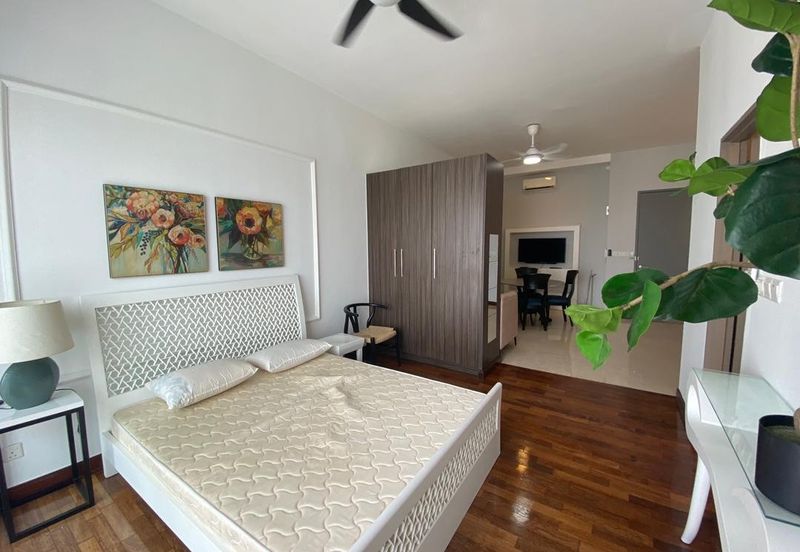 Silverscape Luxury Residences