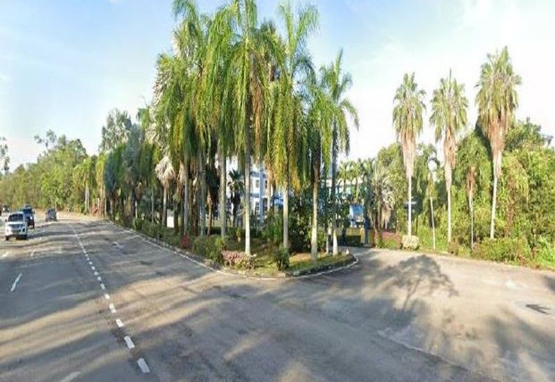 Land For Sale (0.92cre) @ Beside Spa Highway Melaka 