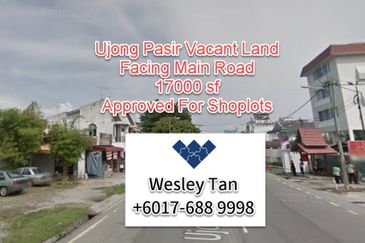 Ujong Pasir Facing Main Road Land For Sale