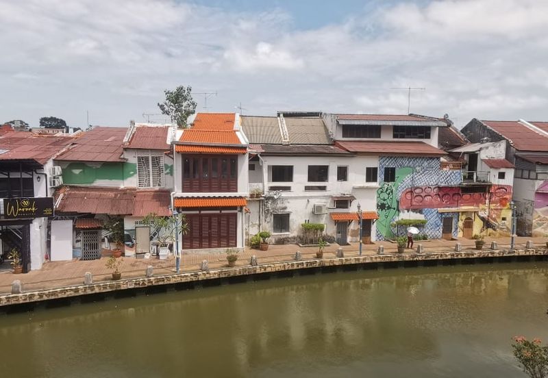 For Sale 2 Storey Building attached with Melaka Riverside