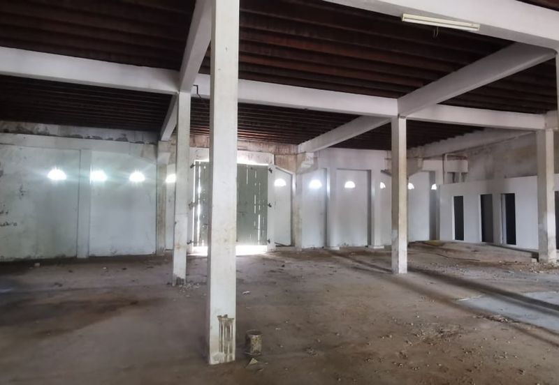 For Sale 2 Storey Building attached with Melaka Riverside