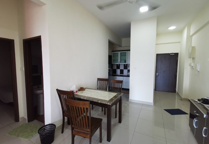 2 Bedrooms @ Tropicana Res for Rent