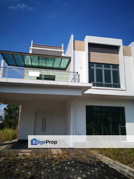 3 Storey Luxurious Bungalow @ Vista Kirana, Melaka, Ayer Keroh