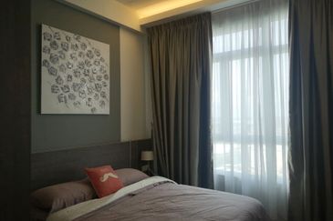 Freehold, Level 22, 3 Bedrooms Condo for Sale  