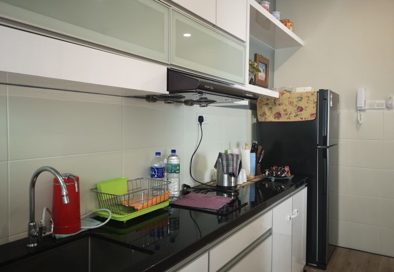 Freehold, Level 22, 3 Bedrooms Condo for Sale  