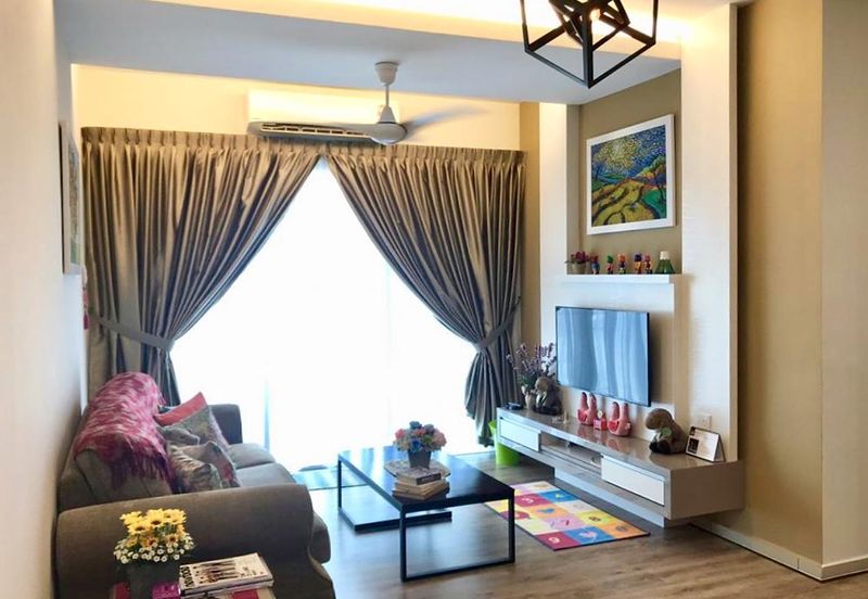 Freehold, Level 22, 3 Bedrooms Condo for Sale  