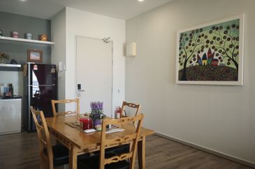 Freehold, Level 22, 3 Bedrooms Condo for Sale  