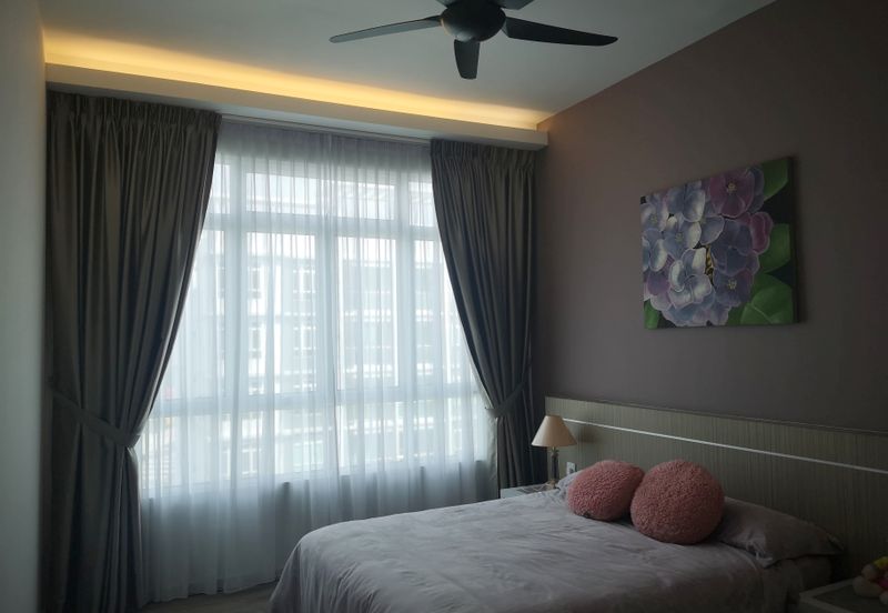 Freehold, Level 22, 3 Bedrooms Condo for Sale  