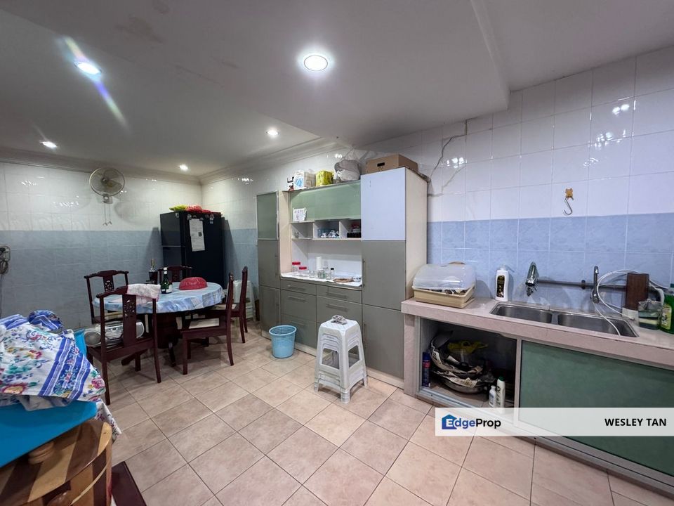 Below Value 2 Storey Terrace House Taman Merdeka Jaya, Melaka, Batu Berendam