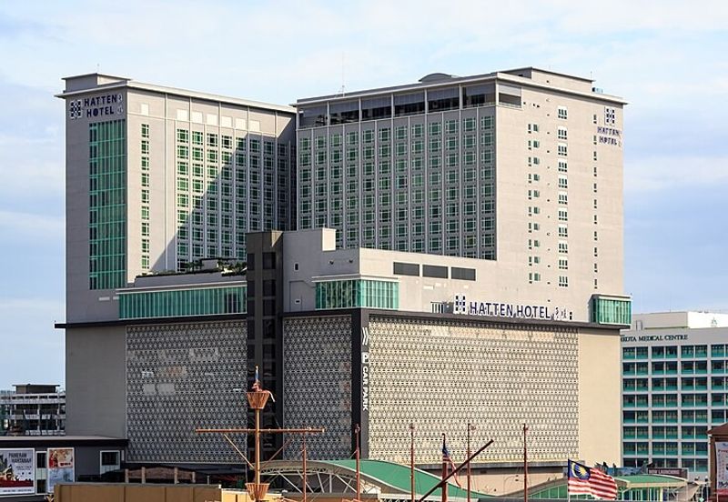 Hatten Suites @ Hatten City