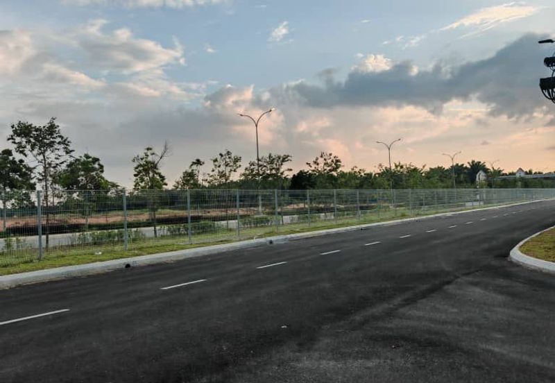 Bandar Botani Parkland