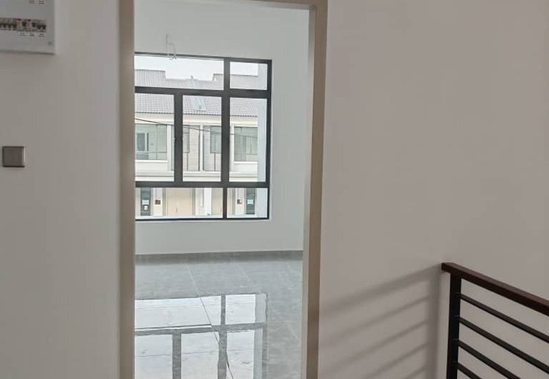 Bandar Botani Parkland