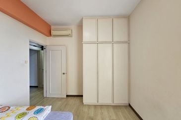 Ocean Palms Condominium