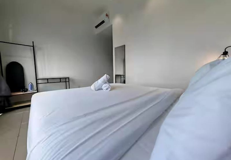 Amber Cove @ Impression City