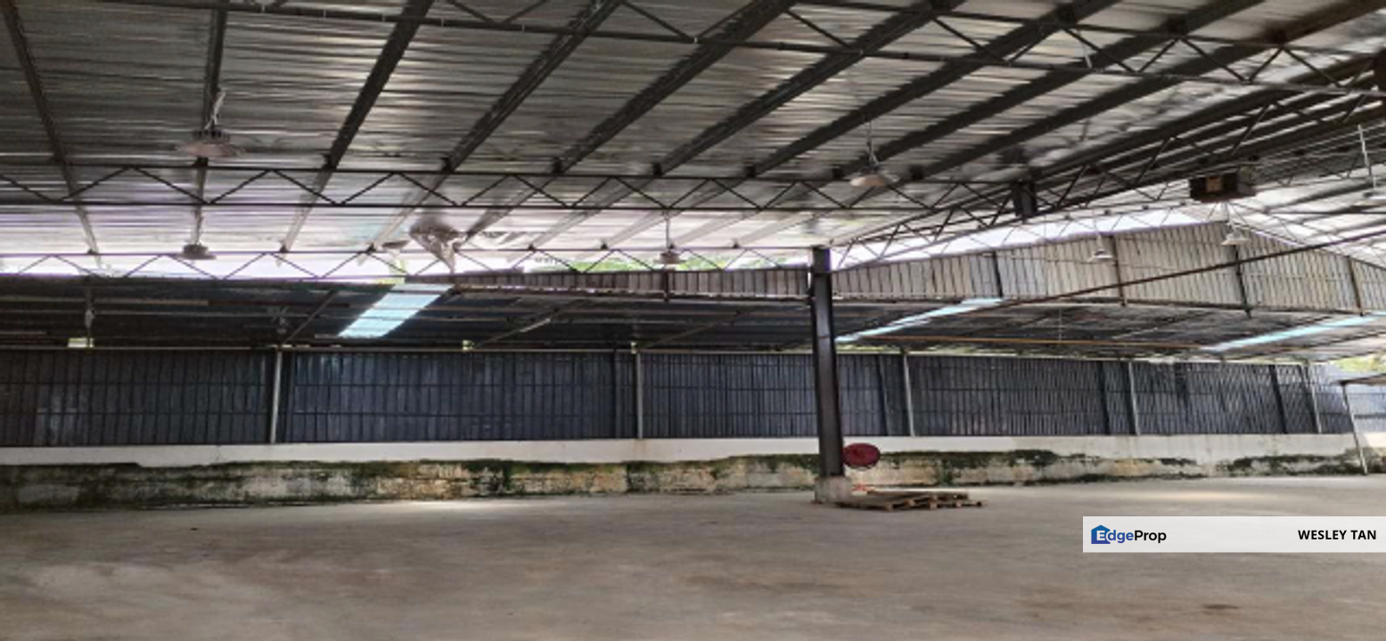1.10 acre Fully Covered Factory in Perindustrian Bukit Rambai Melaka, Melaka, Bukit Rambai
