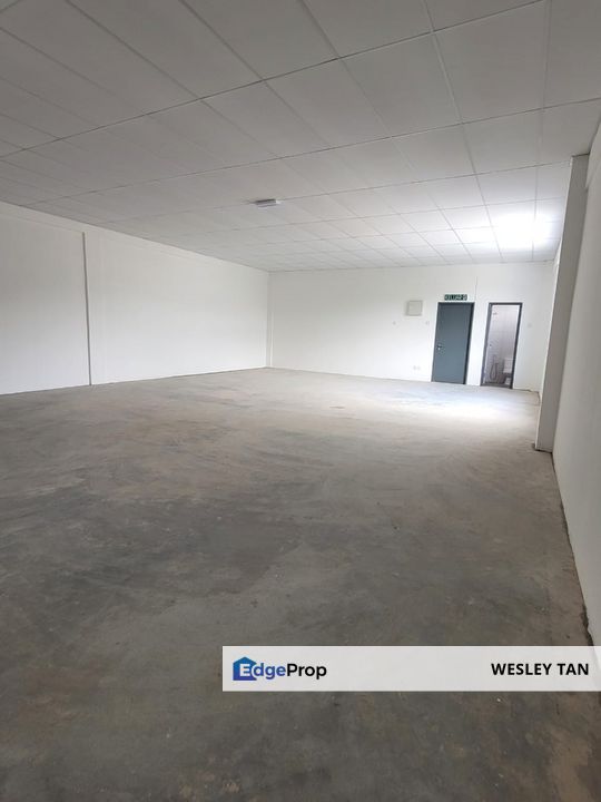  1.5 Storey Semi-D Adjoining Factory 10,800sf in Perindustrian Krubong Newly Build, Melaka, Krubong