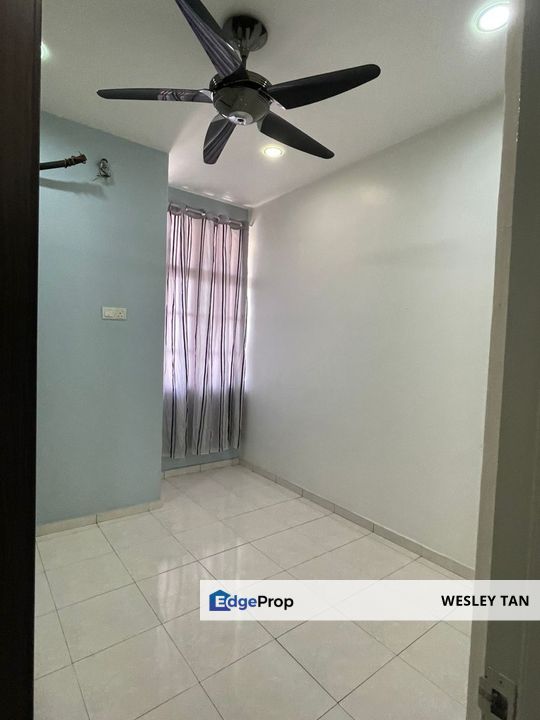 Near Cheng Heights Walk Up Apartment 3 Rooms Fully Furnished Freehold, Melaka, Melaka Tengah