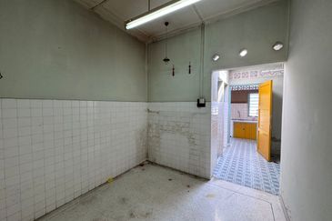 TAMAN BUKIT SERINDIT