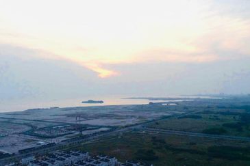 ATLANTIS RESIDENCES (PANGSAPURI ATLANTIS KOTA SYAHBANDAR)